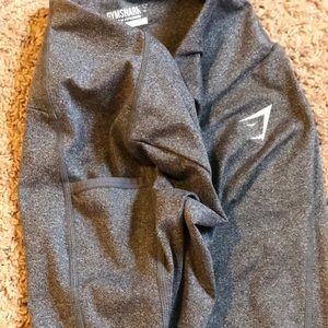 Gym shark leggings with pocket